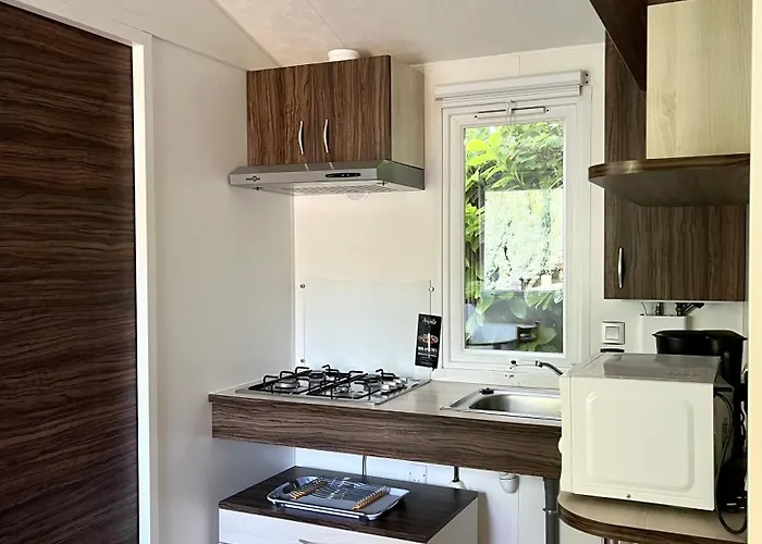 Campsite Mobil-home 2 Pmr - La Faloise *